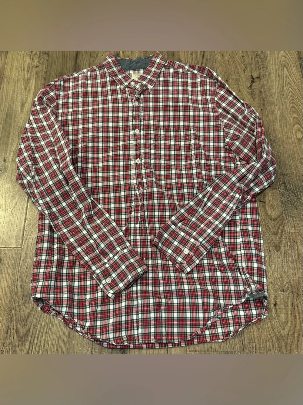 EUC J.Crew Men's Red Plaid Button-Up Shirt - Large